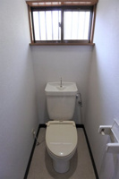 ゆったりとした空間のトイレです