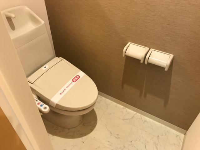 シャワー付トイレ