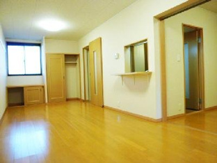 1Fフローリング、2Fジュータン敷き
