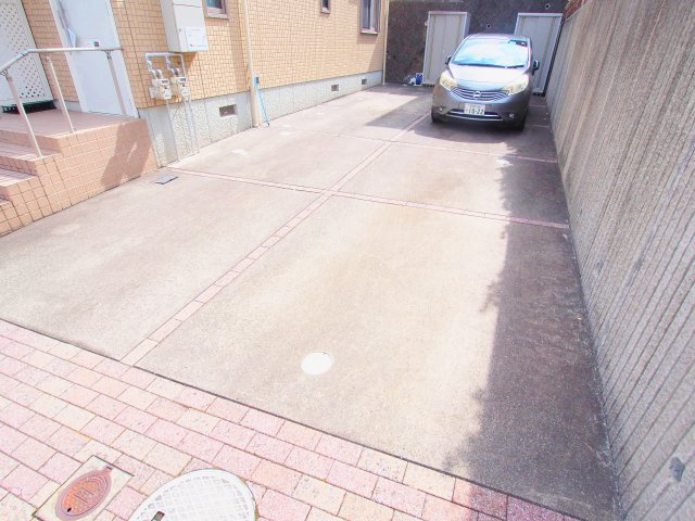 グリーンタウンの駐車場