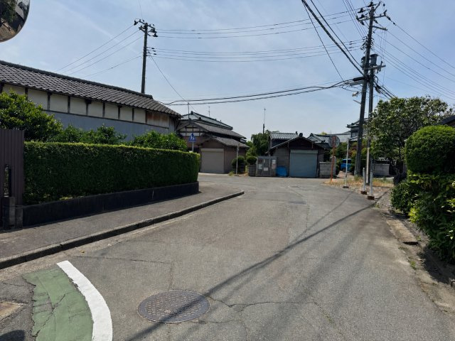 江南区大渕　土地の前面道路含む現地写真
