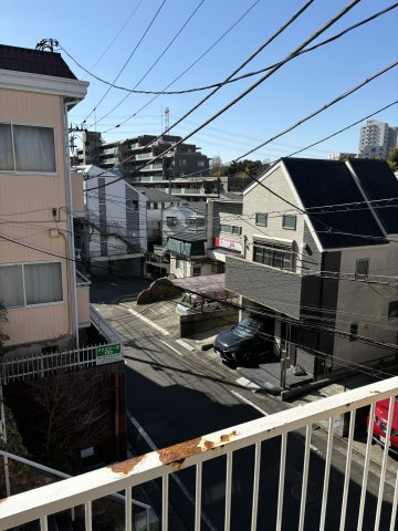 (参考他住戸)2階で陽当たり良好