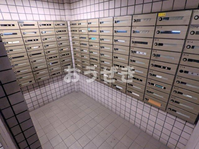 インペリアル横浜パークサイドのロビー