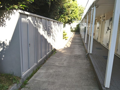 【その他】 | レオパレスヴィラ　ゼルコバ | 1階通路