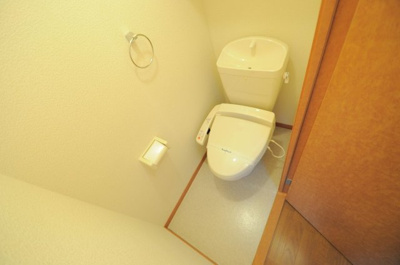 【トイレ】 | レオパレスヴィラ　ゼルコバ | 温水洗浄便座設置