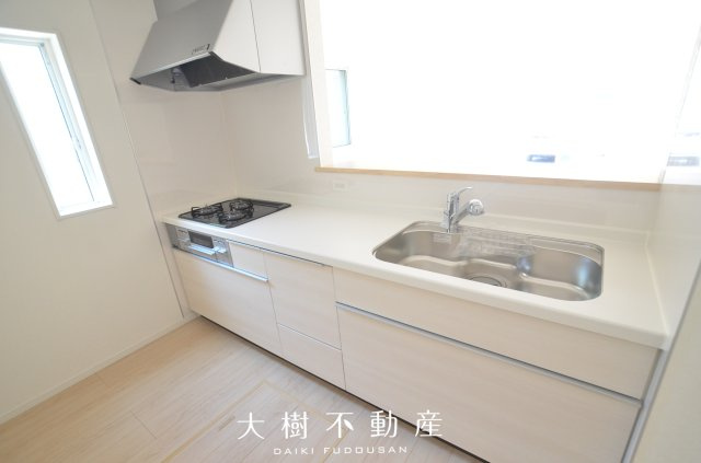 【キッチン】 | 座間市相模が丘3丁目　新築戸建て　全3棟【仲介手数料無料】