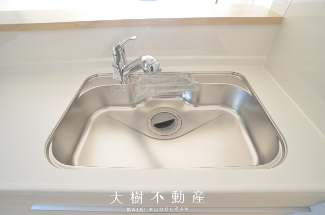 【キッチン】 | 座間市相模が丘3丁目　新築戸建て　全3棟【仲介手数料無料】