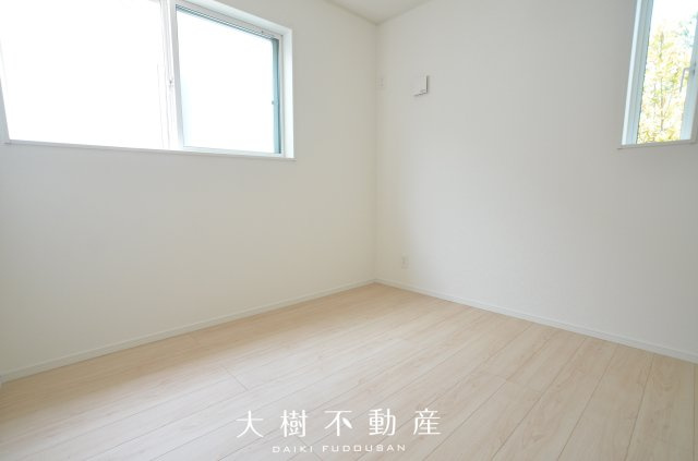 【洋室】 | 座間市相模が丘3丁目　新築戸建て　全3棟【仲介手数料無料】 | 2階　洋室2（5.0帖）