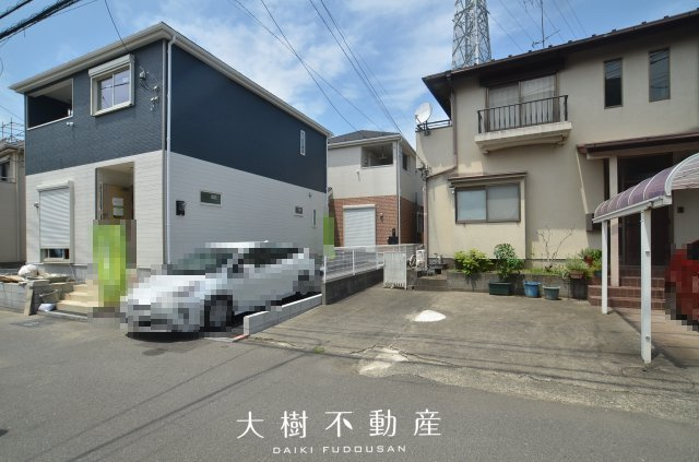 【前面道路含む現地写真】 | 座間市相模が丘3丁目　新築戸建て　全3棟【仲介手数料無料】