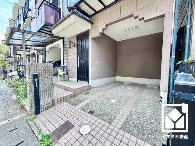 伏見区羽束師志水町の駐車場