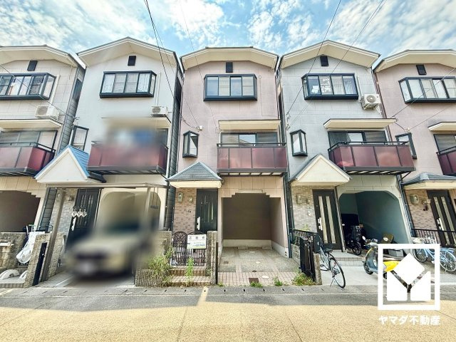 伏見区羽束師志水町の外観