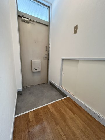 ナーディスコーポの玄関