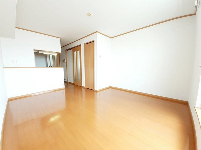 【居間・リビング】 | サンシャインブリッジ | 使いやすい居間です