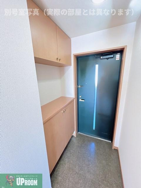 ジャスパー江南の玄関