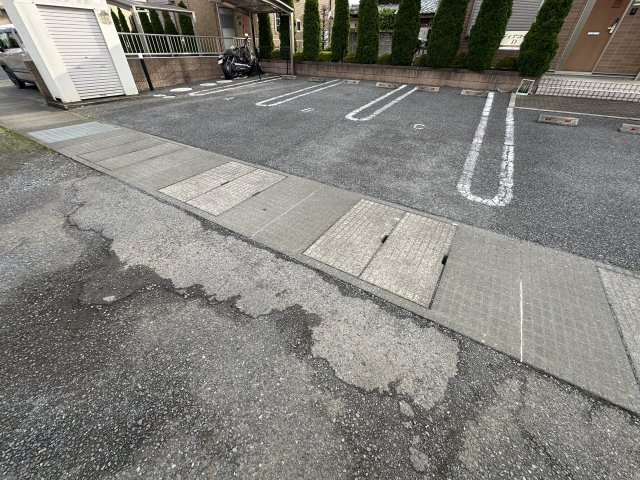 【駐車場】 | ディアコートD