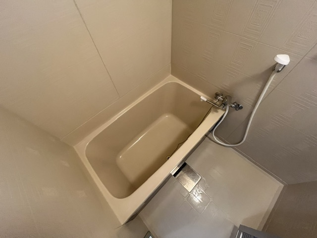 旭マンションの浴室