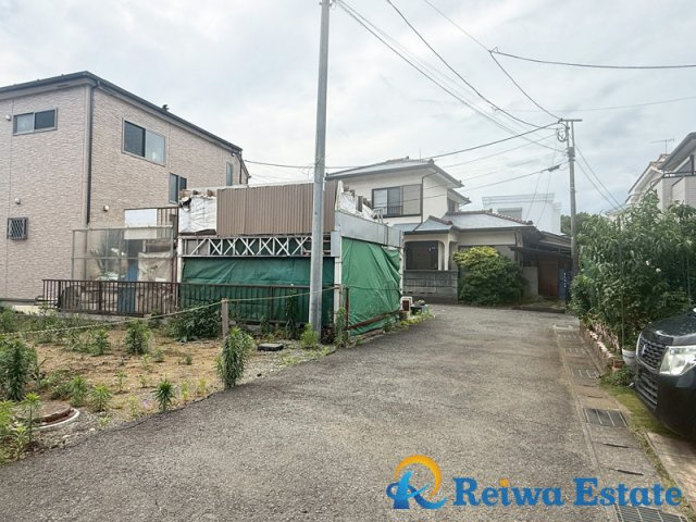 売地　高座郡寒川町宮山の前面道路含む現地写真