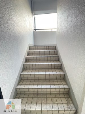 【玄関】 | アロンノーブルⅡ