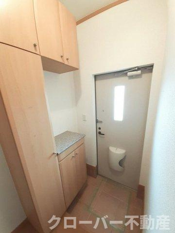 エスタシオン　Ａの玄関