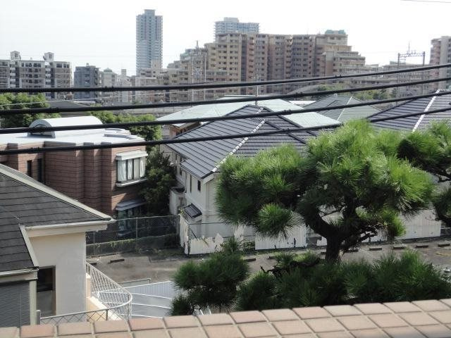 フォレスト岡本