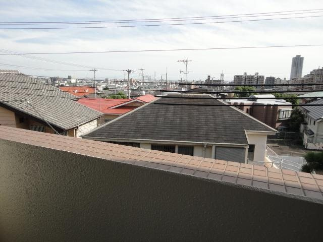 フォレスト岡本