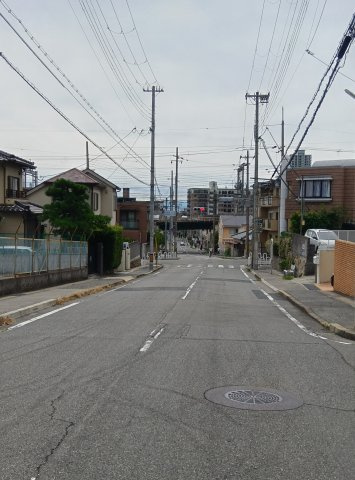 フォレスト岡本の駐車場