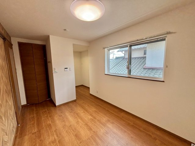 Sunrise姫路の洋室