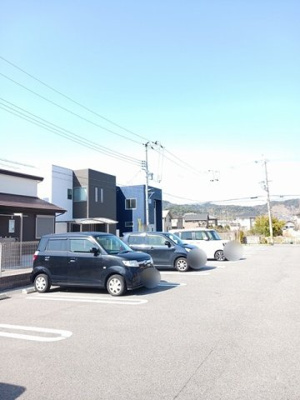 【駐車場】 | プティボヌールⅡ | 駐車スペースもあります
