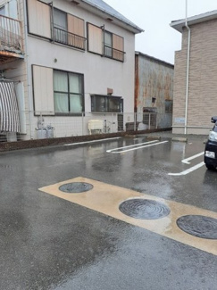 【駐車場】 | エクレール三宅　Ⅰ | 駐車場があるので、車を買う予定の方も安心です