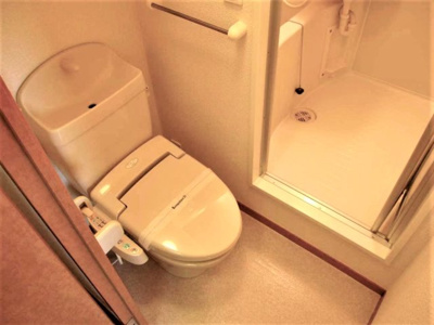 【トイレ】 | レオパレスエミナⅡ | 「同タイプの部屋の写真です」「現況優先」