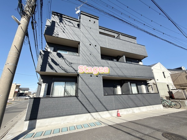CRASTINE三橋の外観