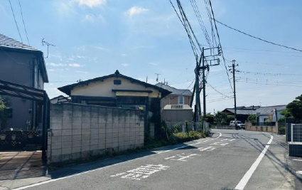 高崎市下中居町売地の前面道路含む現地写真