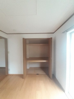 【収納】 | メゾンドヴェール西浜 | 便利な収納スペースです