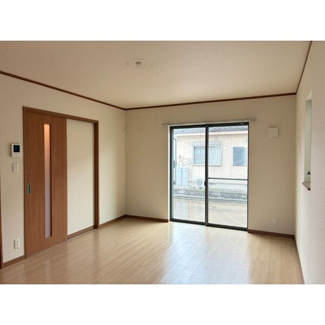 【居間・リビング】 | 希望ハイツC　碧南市平七町