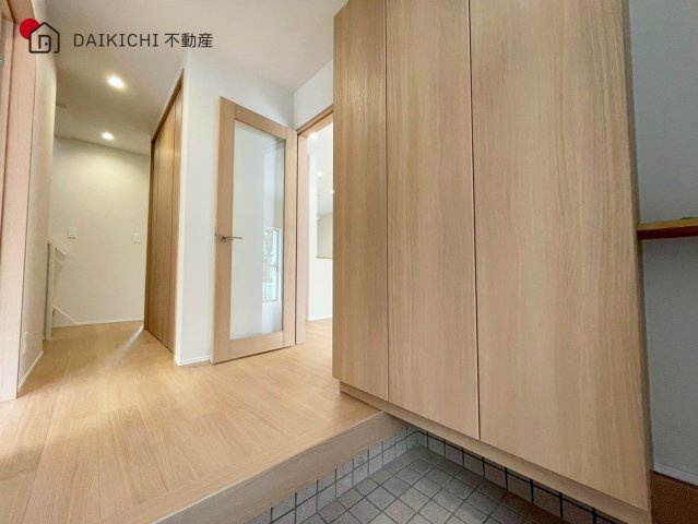 【玄関】 | 鴻巣市中央7　中古戸建