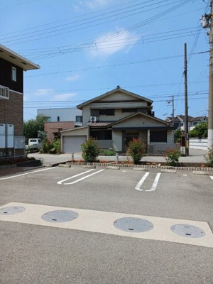 【駐車場】 | アジュール湊 | 駐車場です