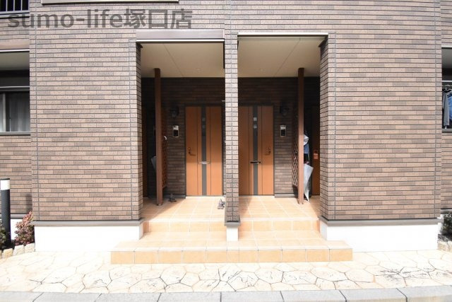 ロータスⅡのエントランス