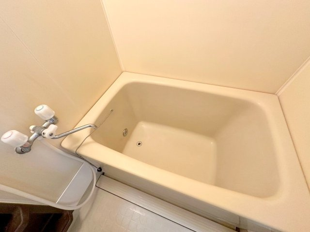 C-WINGの浴室