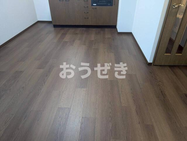 アークプラザ三春台の内装
