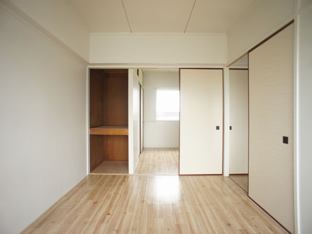【寝室】 | ビレッジハウス奈良部2号棟 | 清潔感のある洋室です。