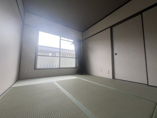 メゾン大津和の和室