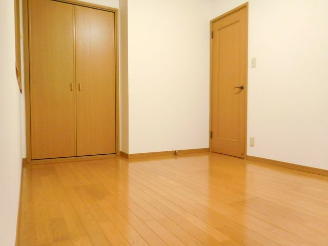 メゾンアサヒⅡの洋室