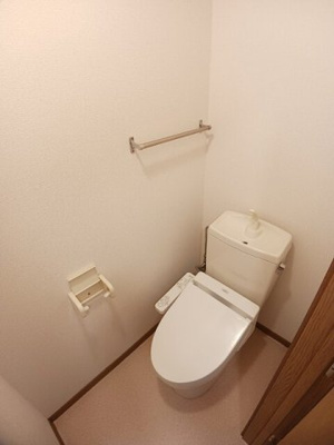 【トイレ】 | セーリウス梅原Ⅱ | トイレもきれいです