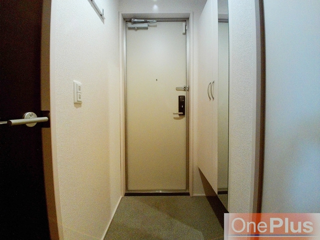 ディアコート住吉本町の玄関