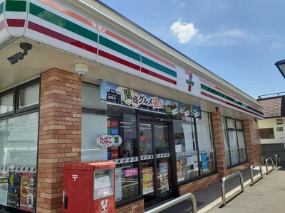 【周辺】 | エターナル・レジデンスＢ | セブンイレブン津秦店様まで550m