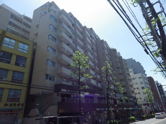 朝日白山マンションの外観