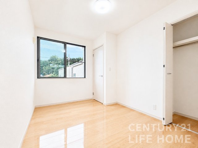 【洋室】 | グリーンライン「高田」中古戸建 | きれいな洋室です