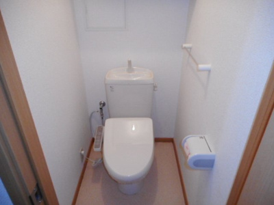 【トイレ】 | メゾン・ソレイユ | シンプルで使いやすいトイレです