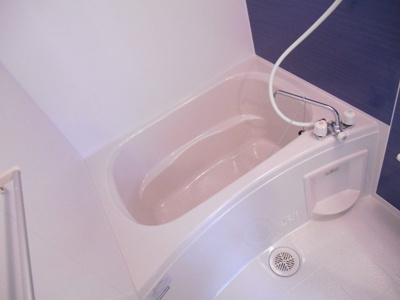 【浴室】 | シトラスガーデン | コンパクトで使いやすいお風呂です