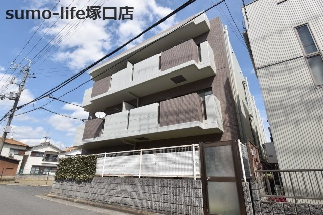 アンソレイユの外観